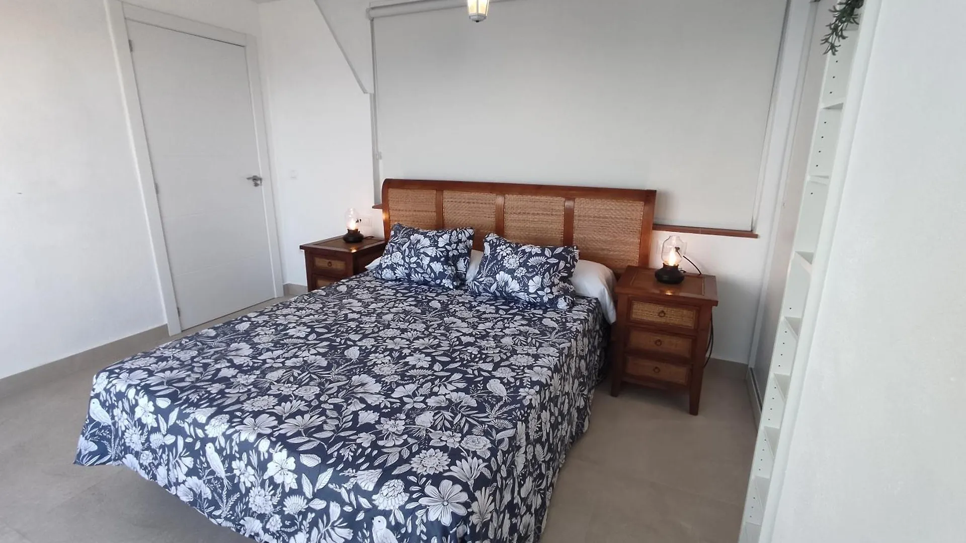 Front Sea View Penthouse Lejlighed Estepona